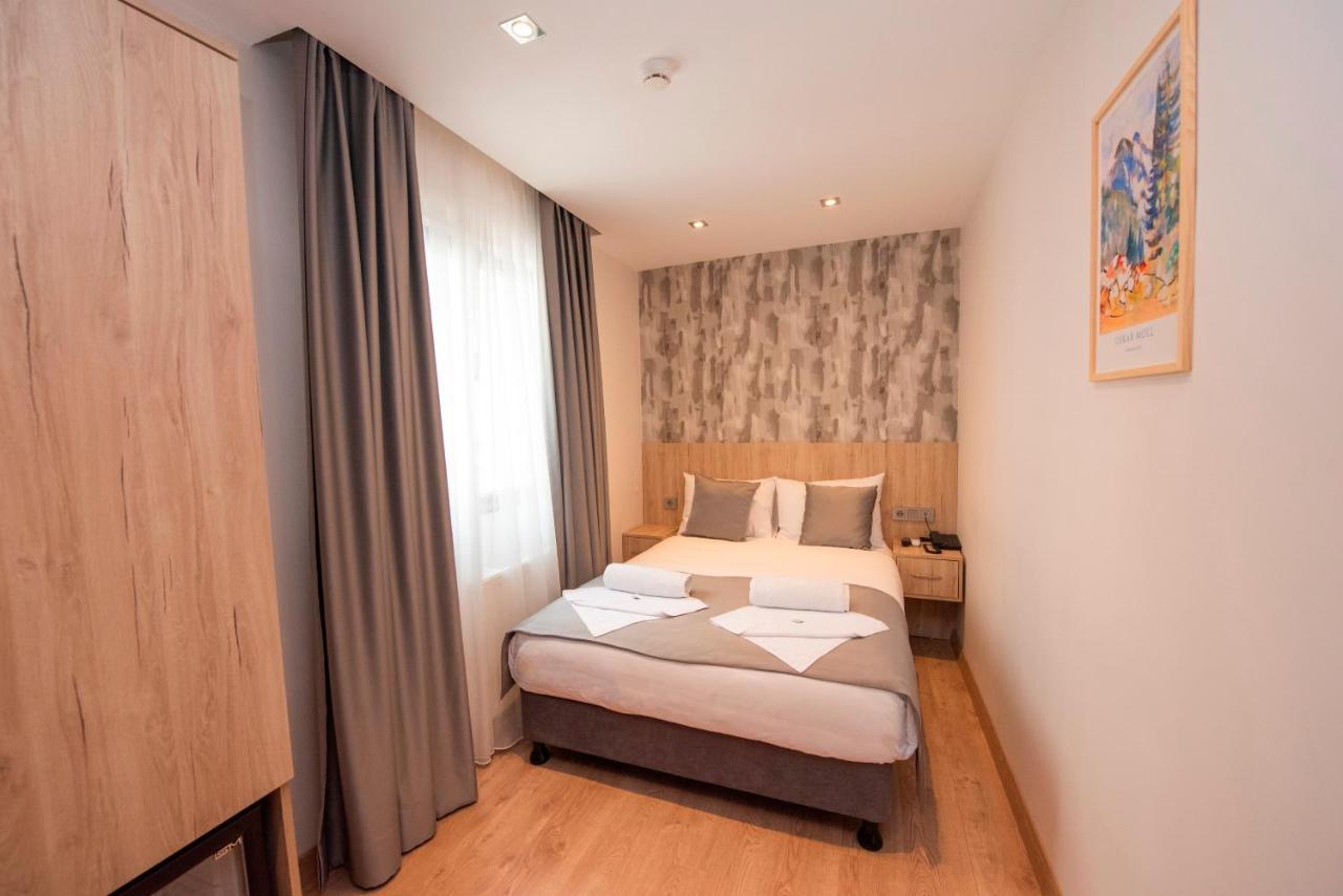 Mahya Hotel Istanboel Buitenkant foto